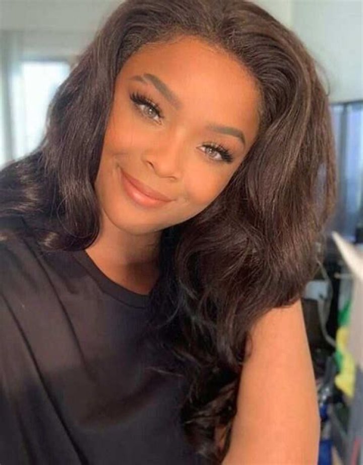 Ajiona Alexus Brown bio: age, height, parents, eye color