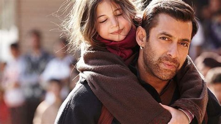 Bajrangi Bhaijaan Movie Actors Cast & Crew Roles, Salary, Director