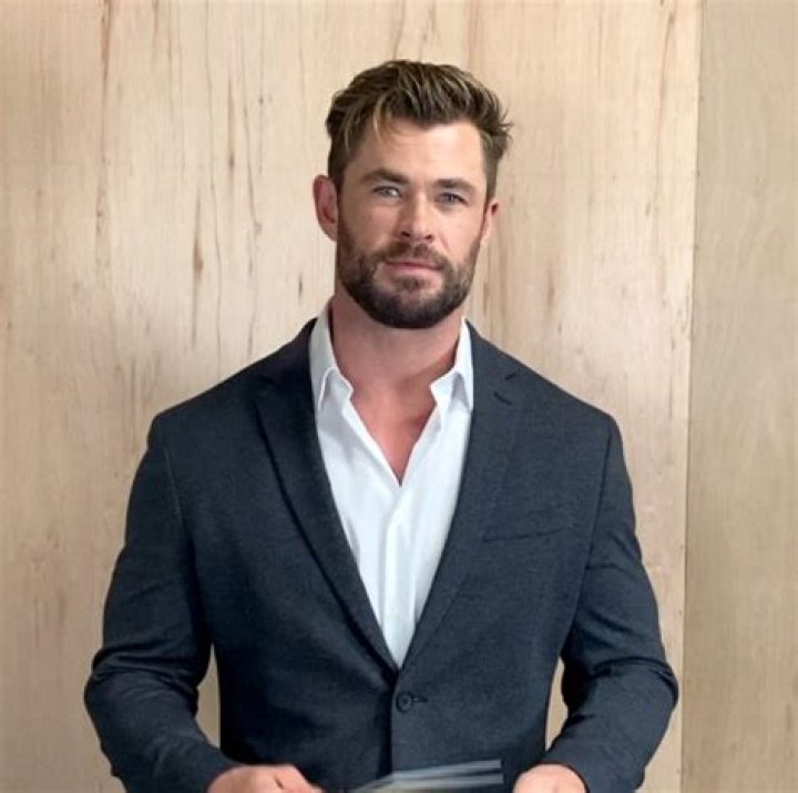 Chris Hemsworth Phone Number, WhatsApp Number Contact No Mobile