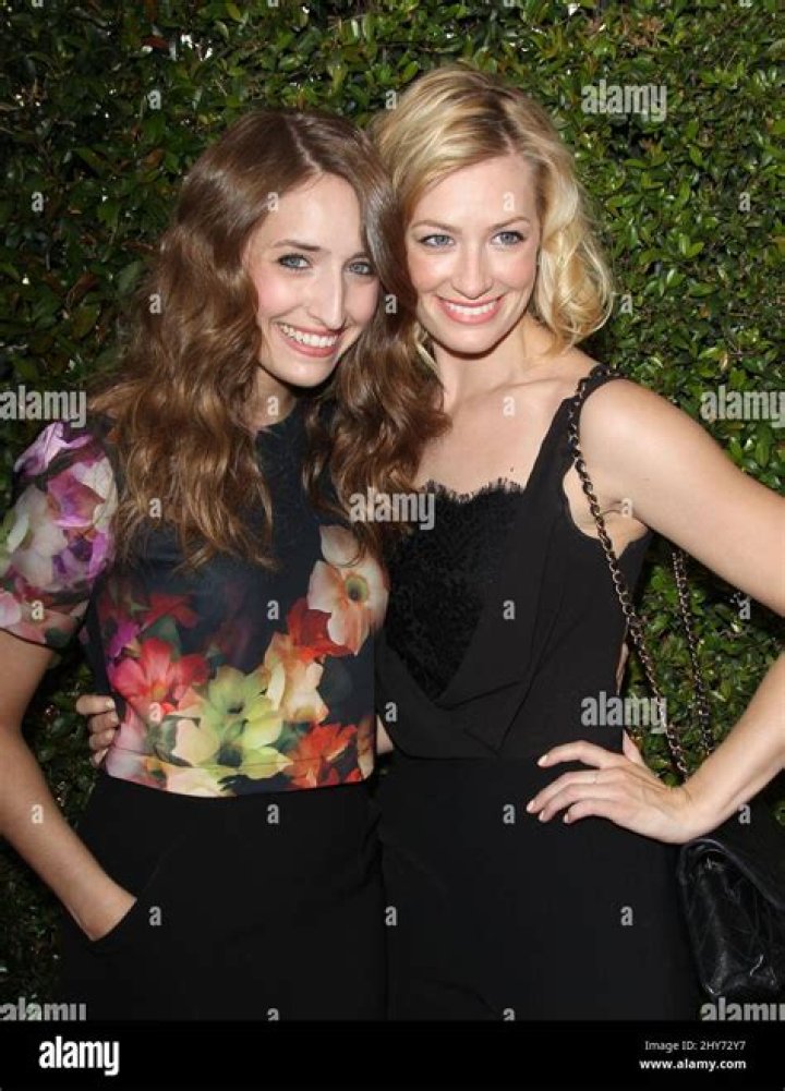 Emily Jeannette Behrs Net Worth – How Much is Behrs Worth?