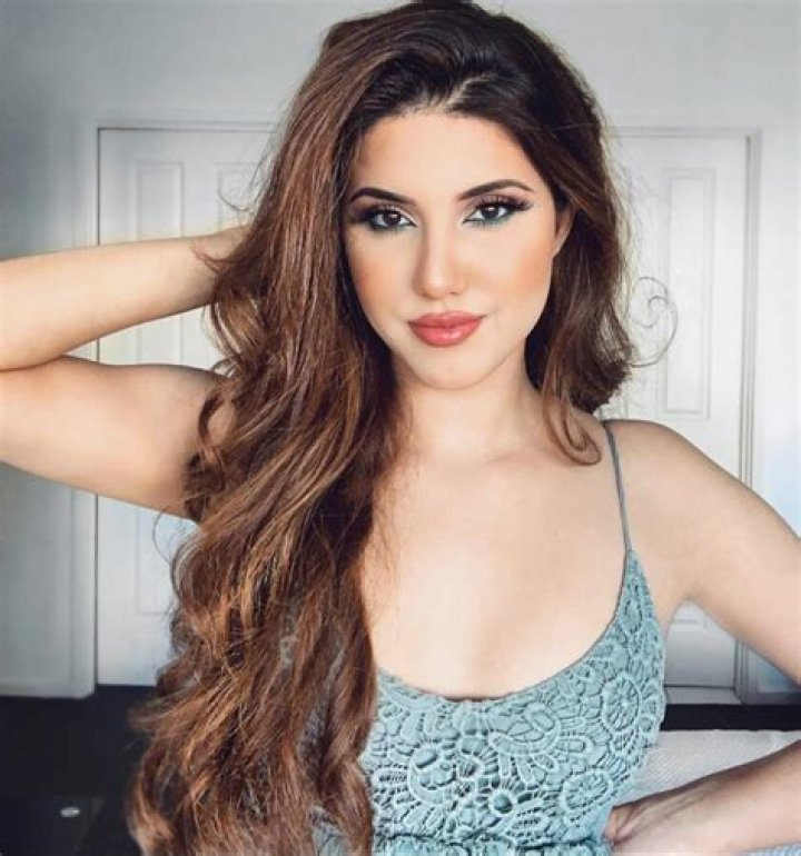 Erica World Biography, Age, Wiki Height, Bio, Info, Details, Birthday