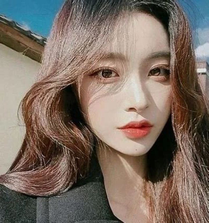 Kim Geong Min Wiki (RM’s sister) Age, Boyfriend, Biography, Family & Facts