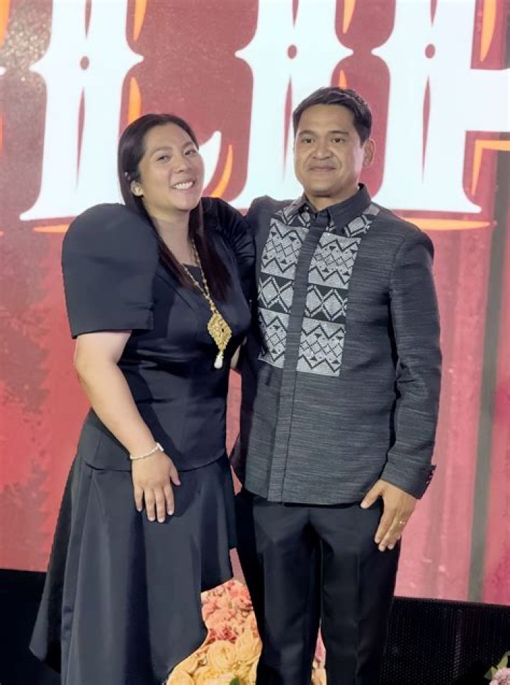 Meet Jiggy Manicad Wife Marnie Pulumbarit, Kids And Family