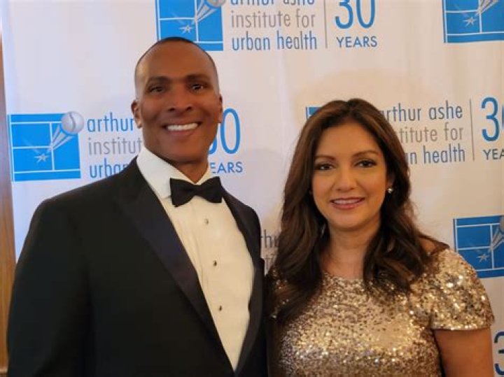 Mike Woods Fox 5, Bio, Wiki, Age, Height, Wife, Illness, Salary, and Net Worth