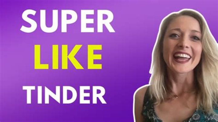 Model Gets Thousands of Super Likes on Tinder