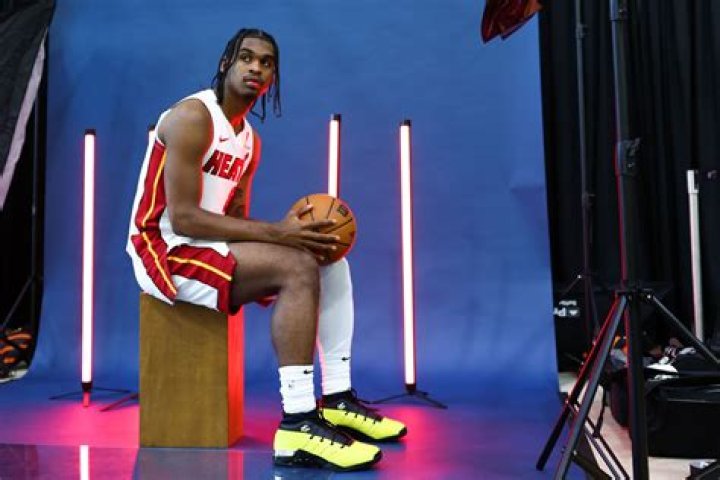 What is Josh Christopher Height and Position? Age, Bio, Net Worth, Stats, Dating & News